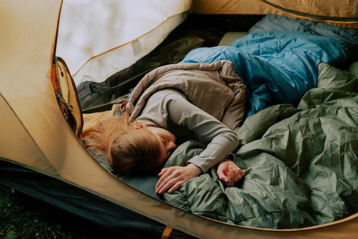 How to Replace a Zipper on a Sleeping Bag